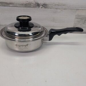 Kitchen Craft by West Bend 1 qt. Stainless Steel Saucepan with Steam‎ Vent Lid.